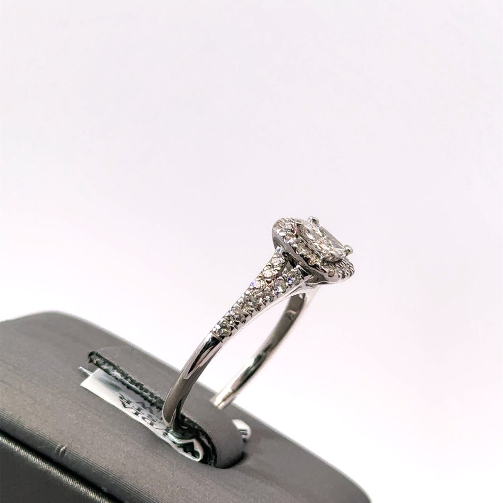 14k White Gold 0.75 Diamond Cluster Engagement Ring, 3.3g, Size  7, S107878