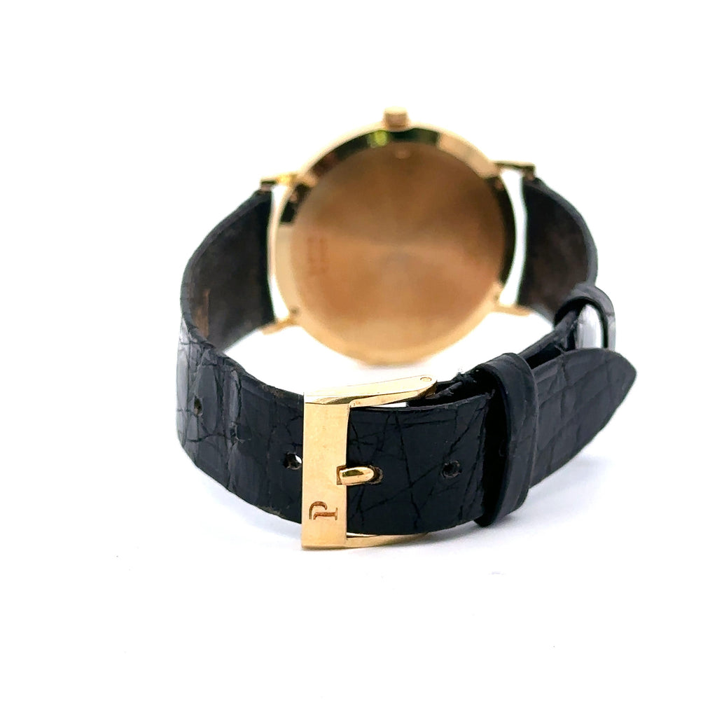 Vintage Piaget 8065 Quartz Solid 18K Yellow Gold White Dial 31.5mm watch pre owned