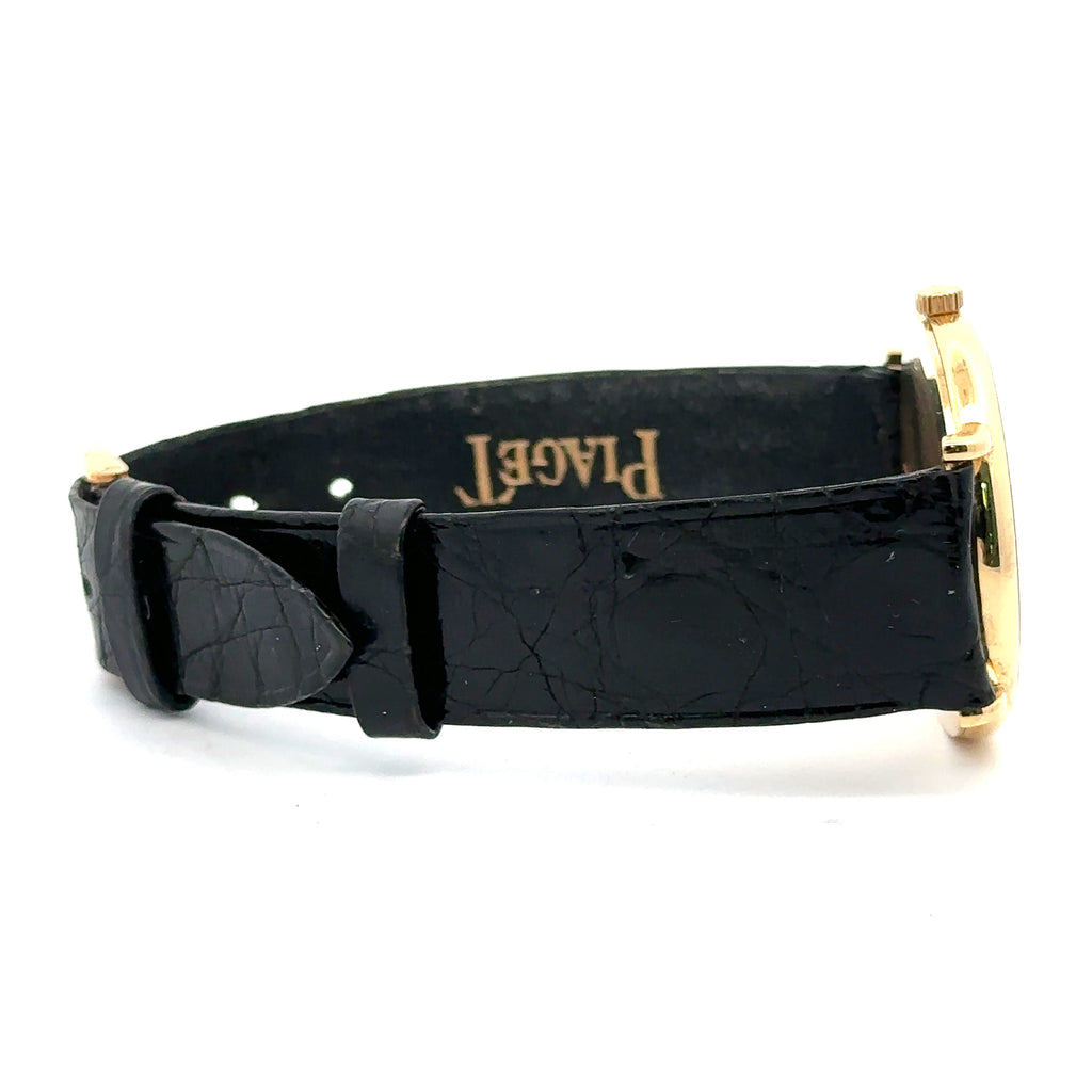Vintage Piaget 8065 Quartz Solid 18K Yellow Gold White Dial 31.5mm watch pre owned