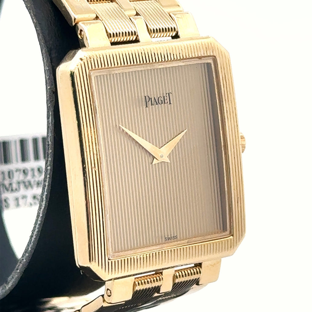 Piaget Protocole 8035 Quartz Solid 18K Yellow Gold, Gold Dial, 26mm Watch preown