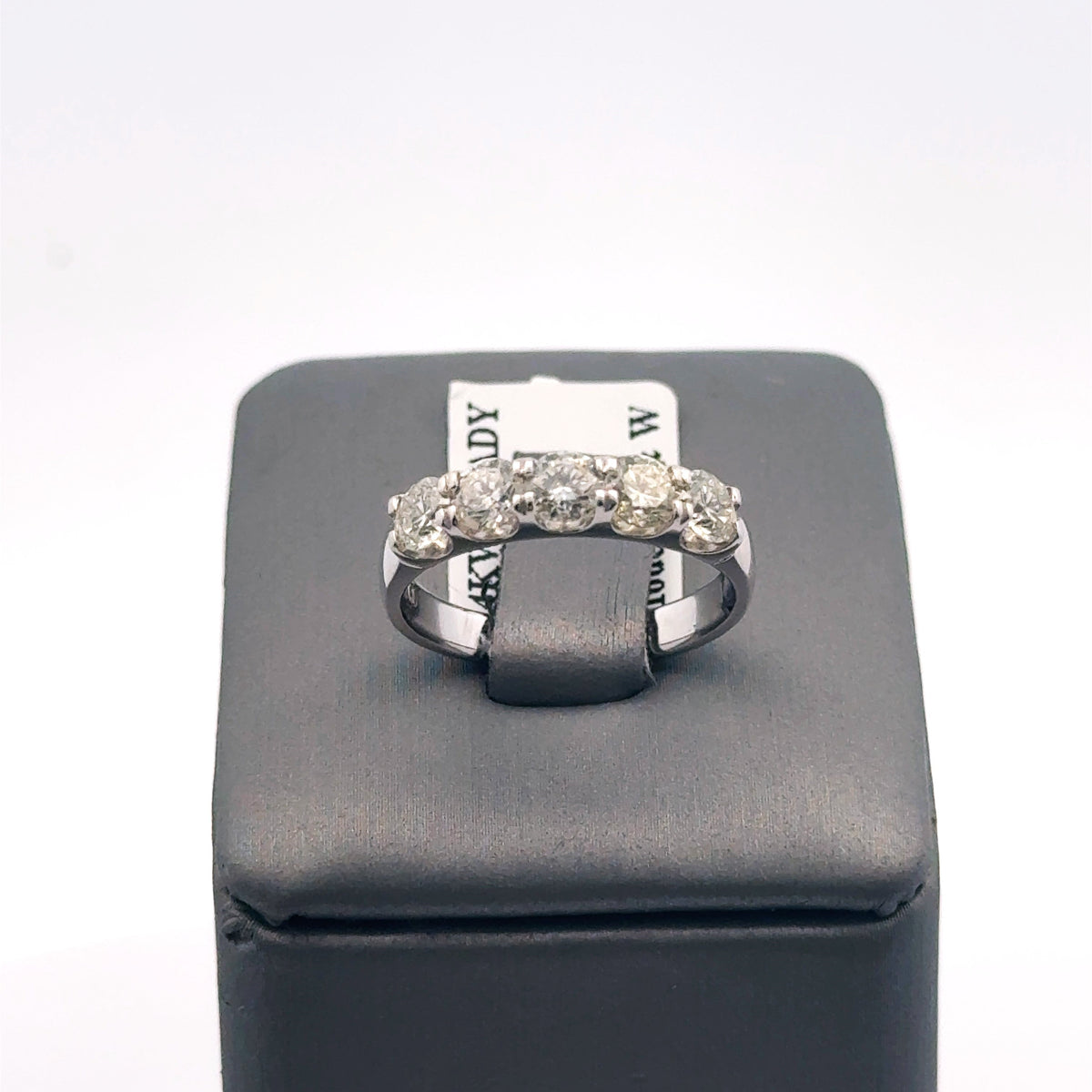 14k White Gold .88 CT Diamond Ladies Wedding Band,3.3G, Size 6  S107740