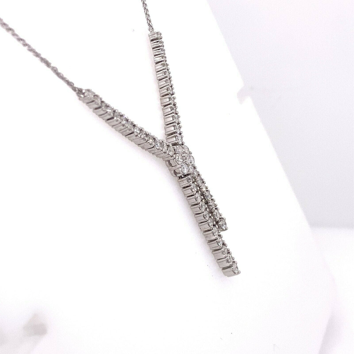 14k White Gold 1.50 CT Diamond Fancy Ladies Necklace, S14634