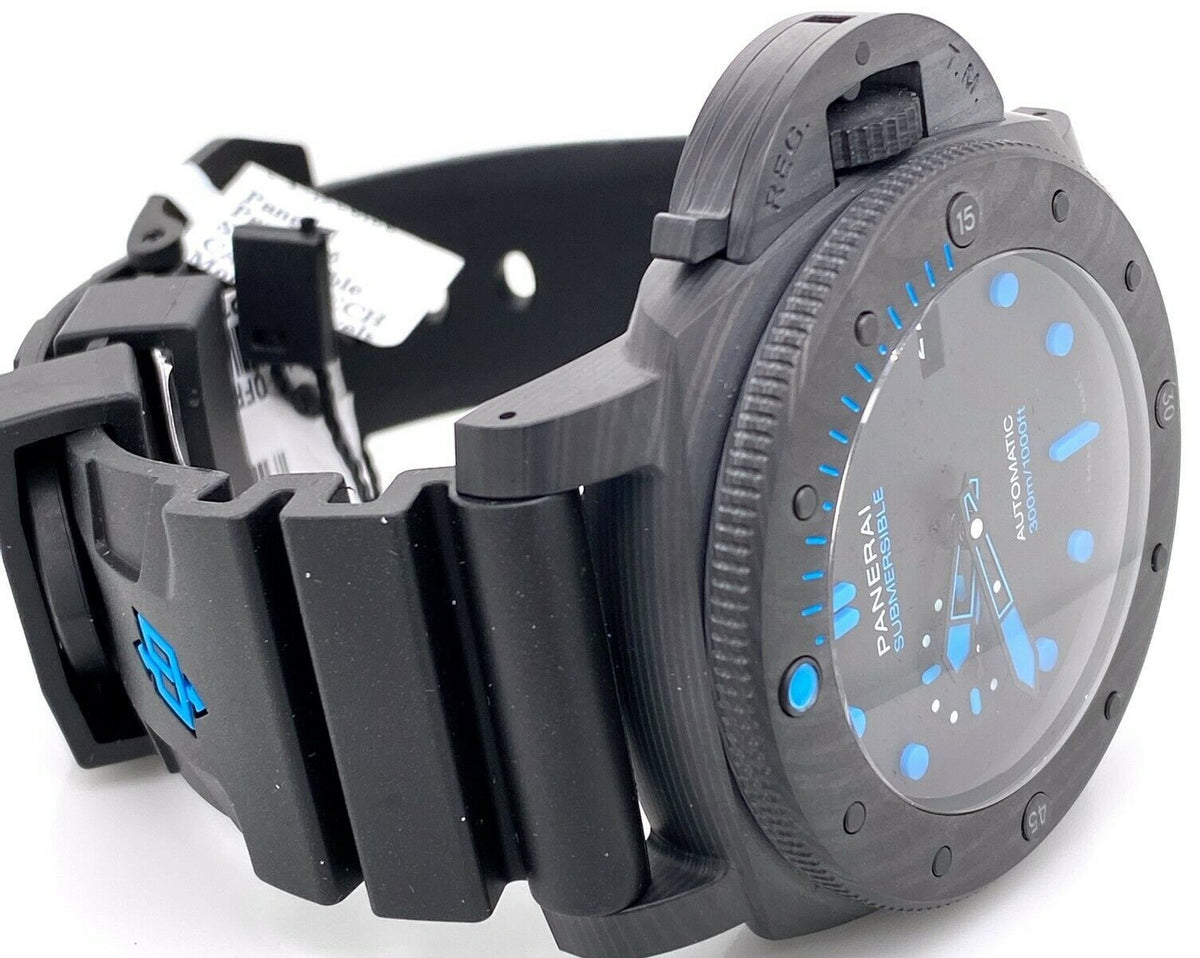 Panerai SUBMERSIBLE CARBOTECH™ 47mm Watch PAM 1616