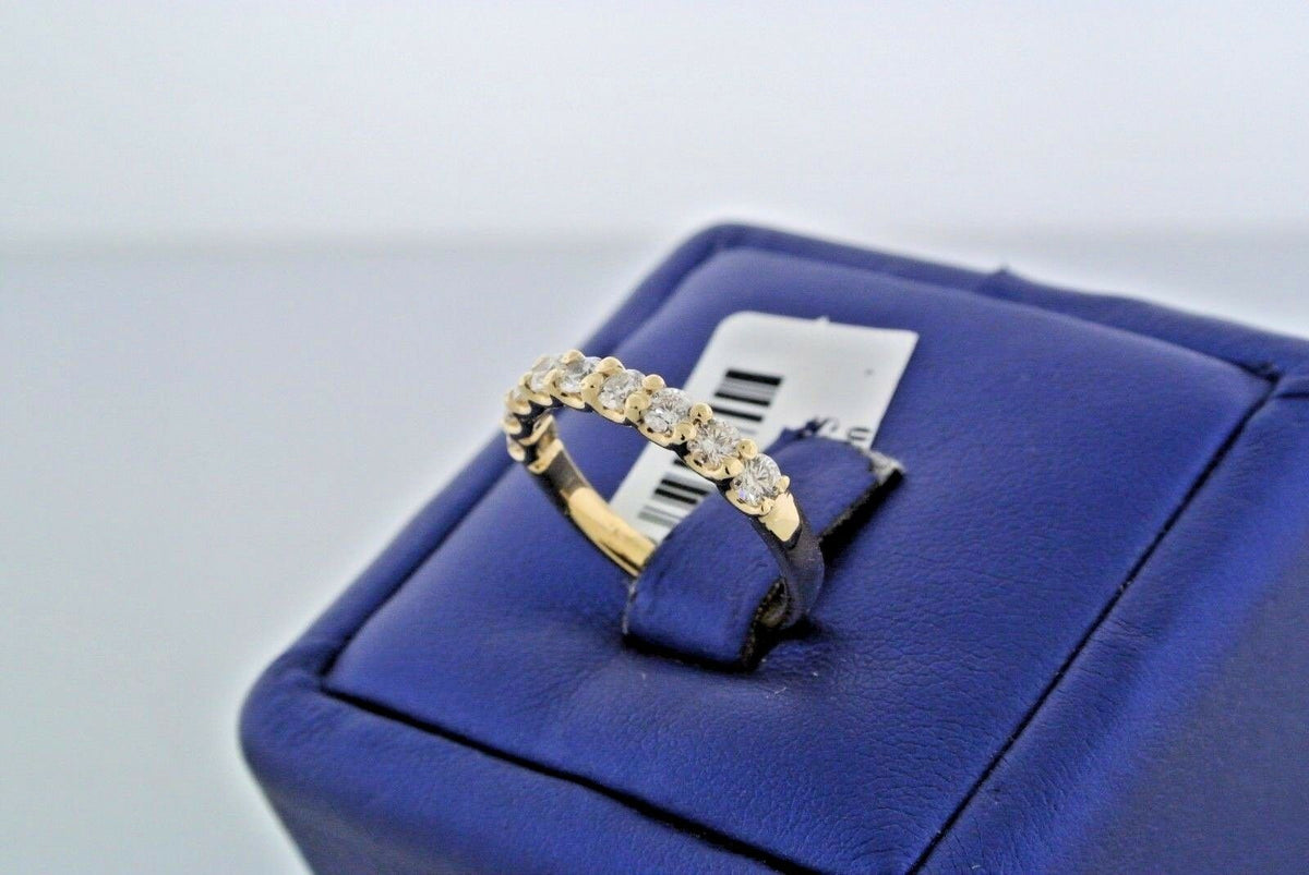 14k Yellow Gold 0.85 CT Diamond Shared Prong Ladies Band