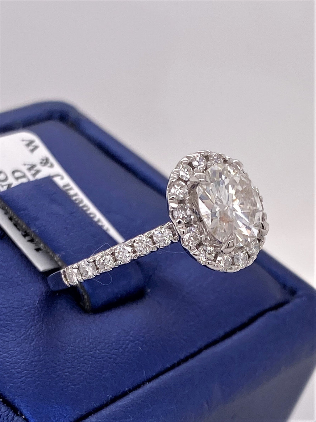14k White Gold 2.85 CT Diamond Halo Engagament Ring