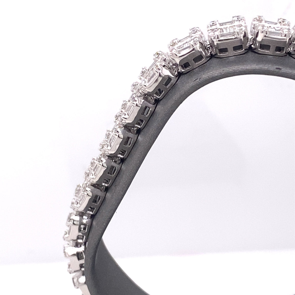 14k White Gold 9.50 CT Diamond Tennis Bracelet, S107016