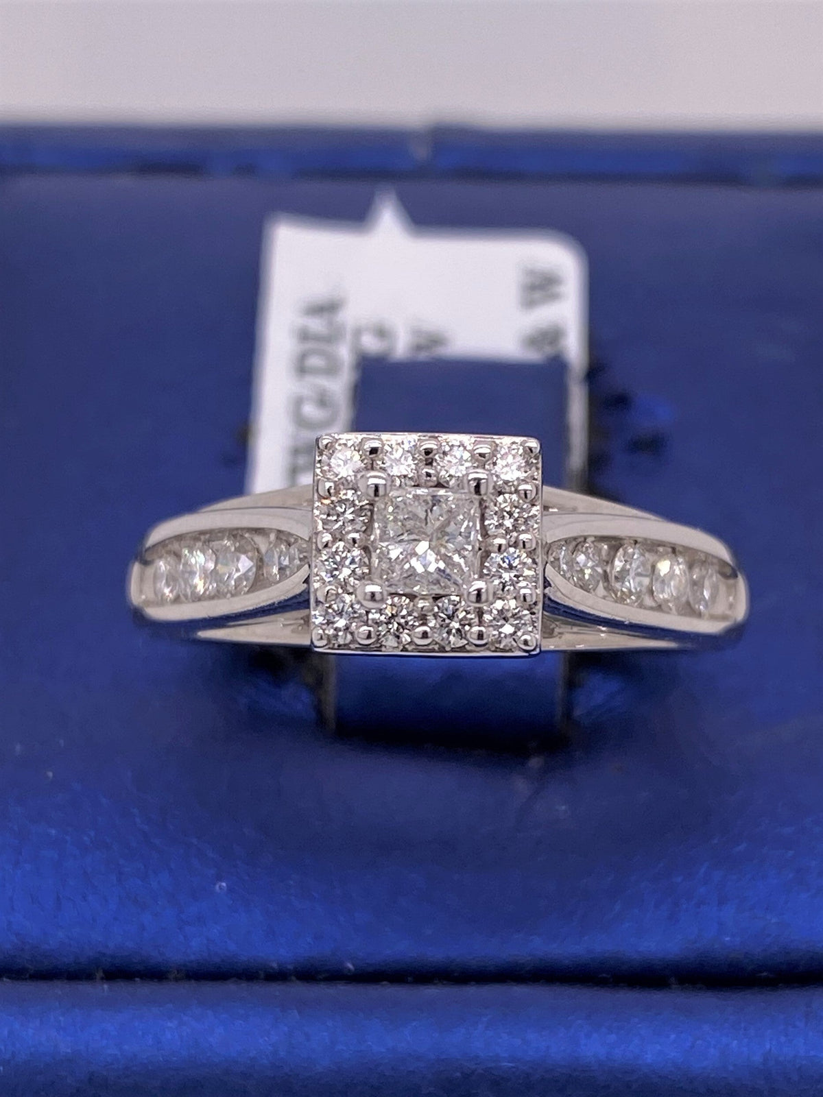 10k White Gold 0.50 CT Diamond Ladies Enagement Ring