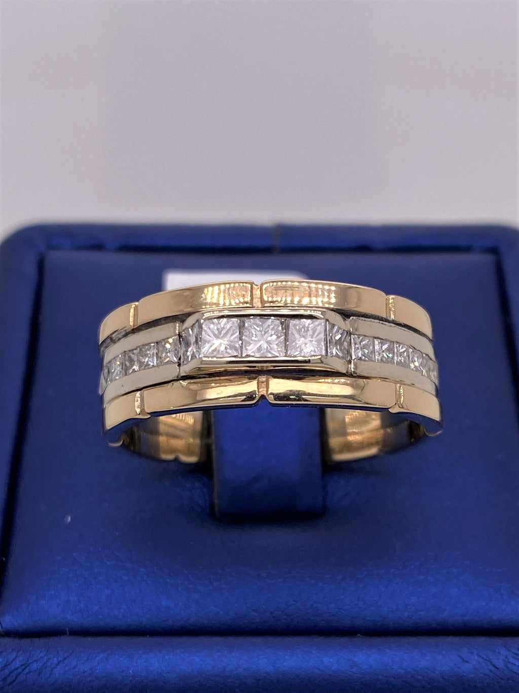 14k Yellow Gold 1.00 CT Diamond Men's Band