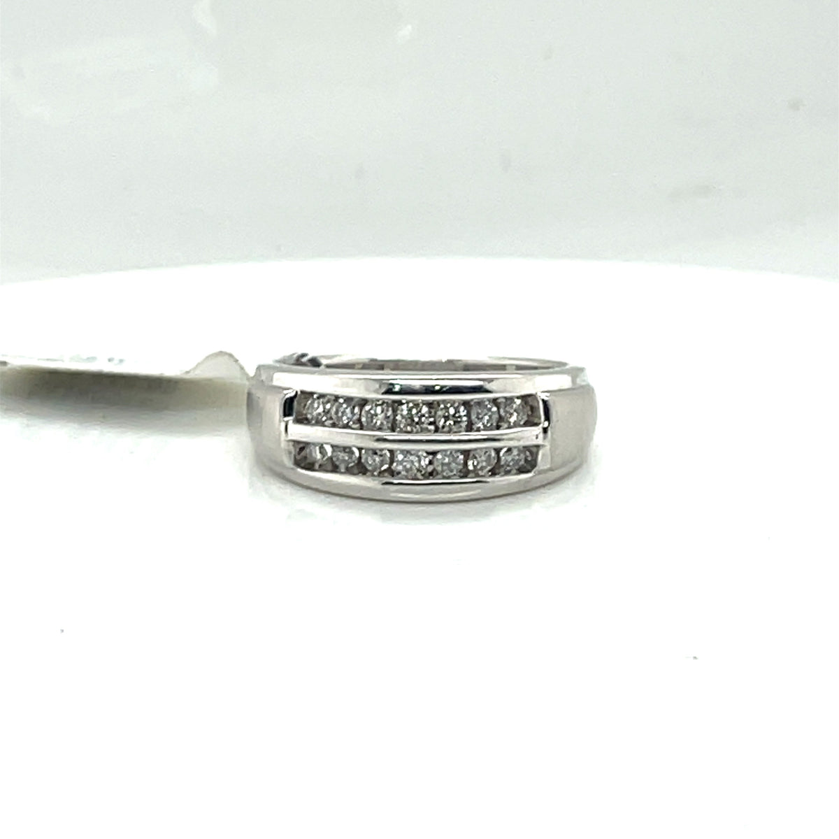 14k White Gold 0.85 CT Round Cut Diamond Men's Band, Size 10, 9.00 Gm
