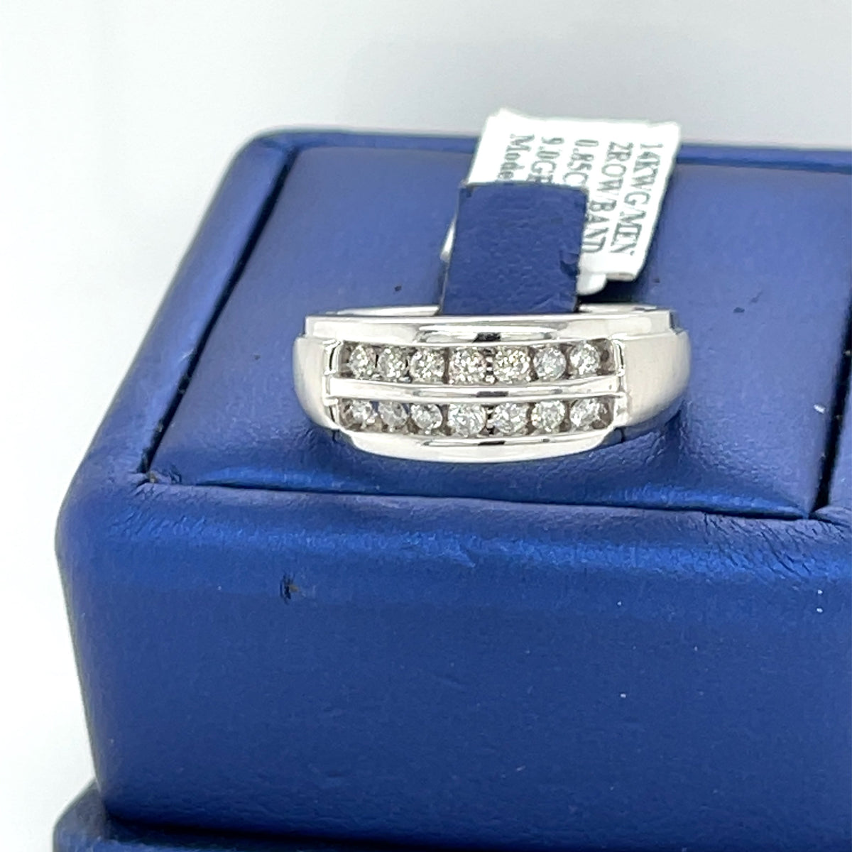 14k White Gold 0.85 CT Round Cut Diamond Men's Band, Size 10, 9.00 Gm
