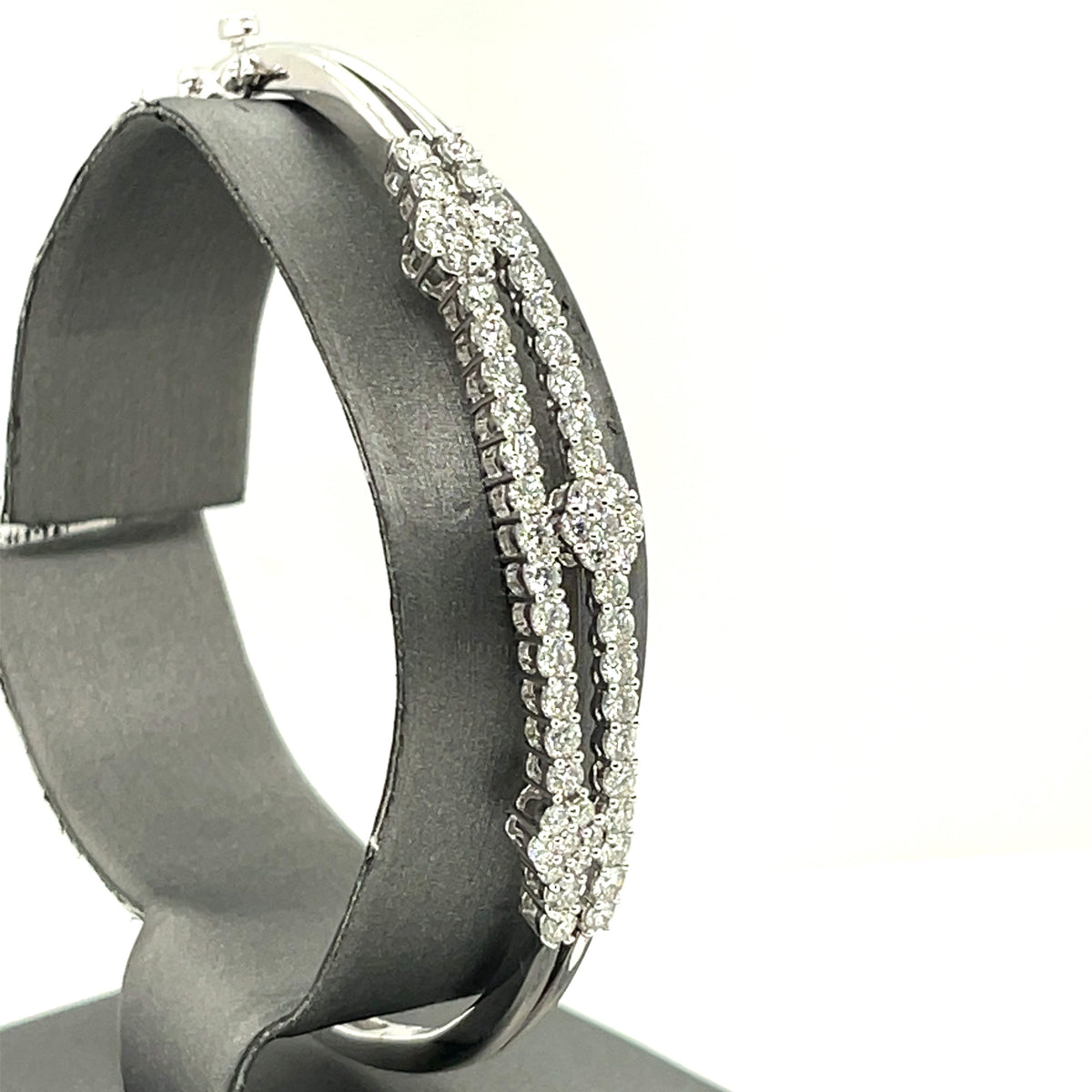 14k White Gold 2.25 Ct Diamond Ladies Bangle Bracelet, 11.6g