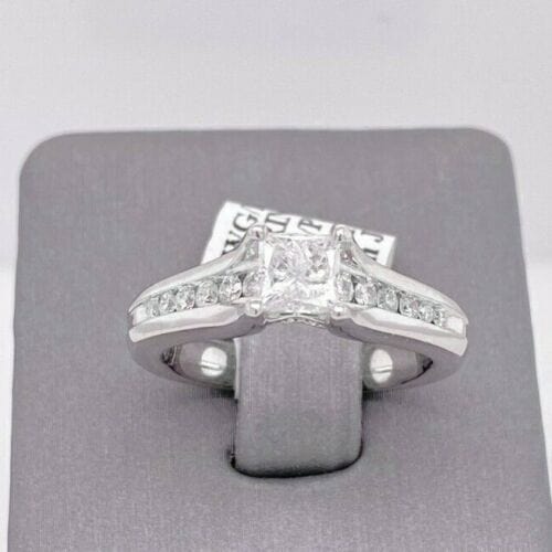 14K WHITE GOLD 1.00 CT PRINCESS CUT DIAMOND ENGAGEMENT RING, SIZE 6.75