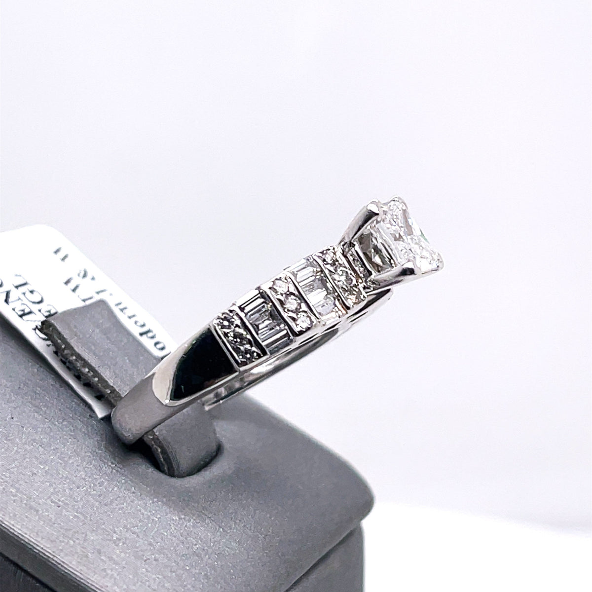 14k White Gold 1.00 CT Princess Cut Diamond Engagement Ring,