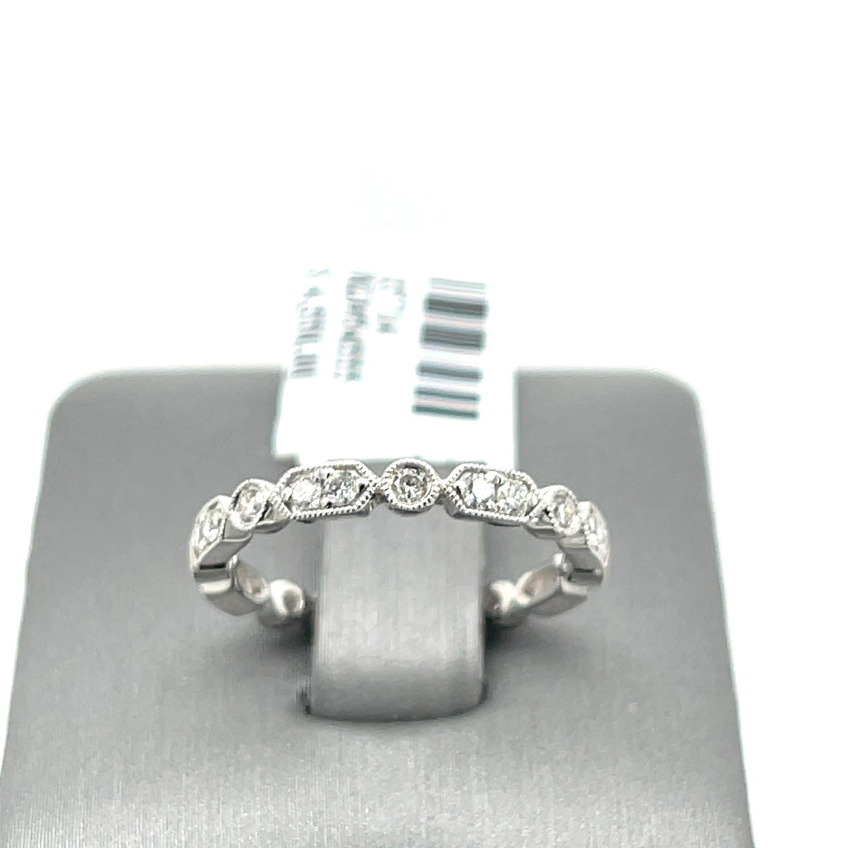14k white Gold 0.65 CT Diamond Ladies Band, 2.1g, Size 6