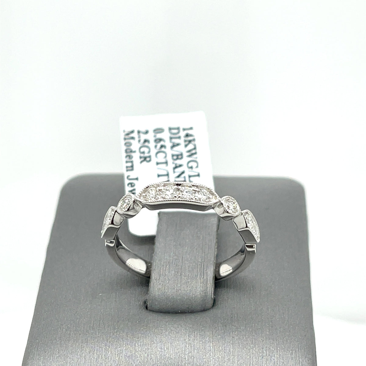 14k White Gold 0.65 CT Diamond Ladies Band, 2.5g, Size 6