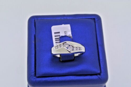 14k White Gold 0.65 CT Diamond Wedding Band, 4.8gm, Size 6.75
