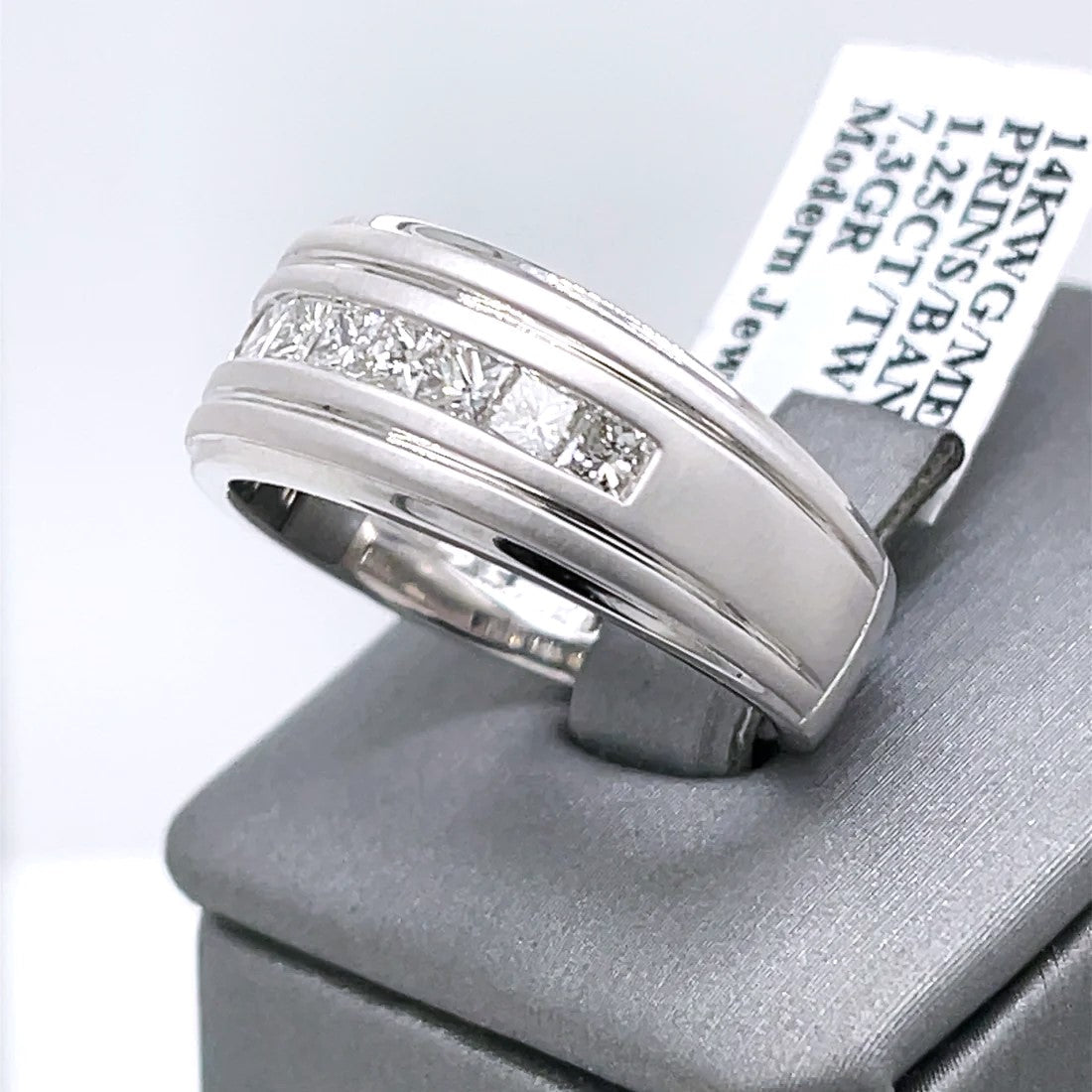 14k White Gold 1.25 CT Diamond Men's Band, 7.3gm, Size 10