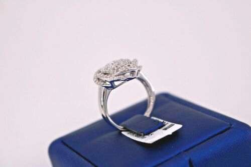 14K White Gold 1.50 CT Diamond Ladies Flower Cluster Ring, 5.6gm