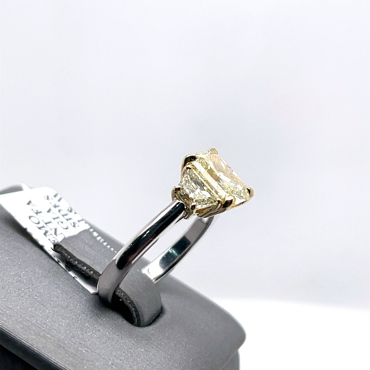 14k two Tone Gold 2.85Ct Radiant Cut Diamond Engagement Ring, Size 6, 4g