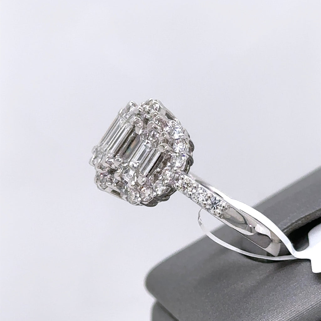 14k White Gold 2.25CT Baguette & Round Diamond Ring, 5.8gm, size 6.75