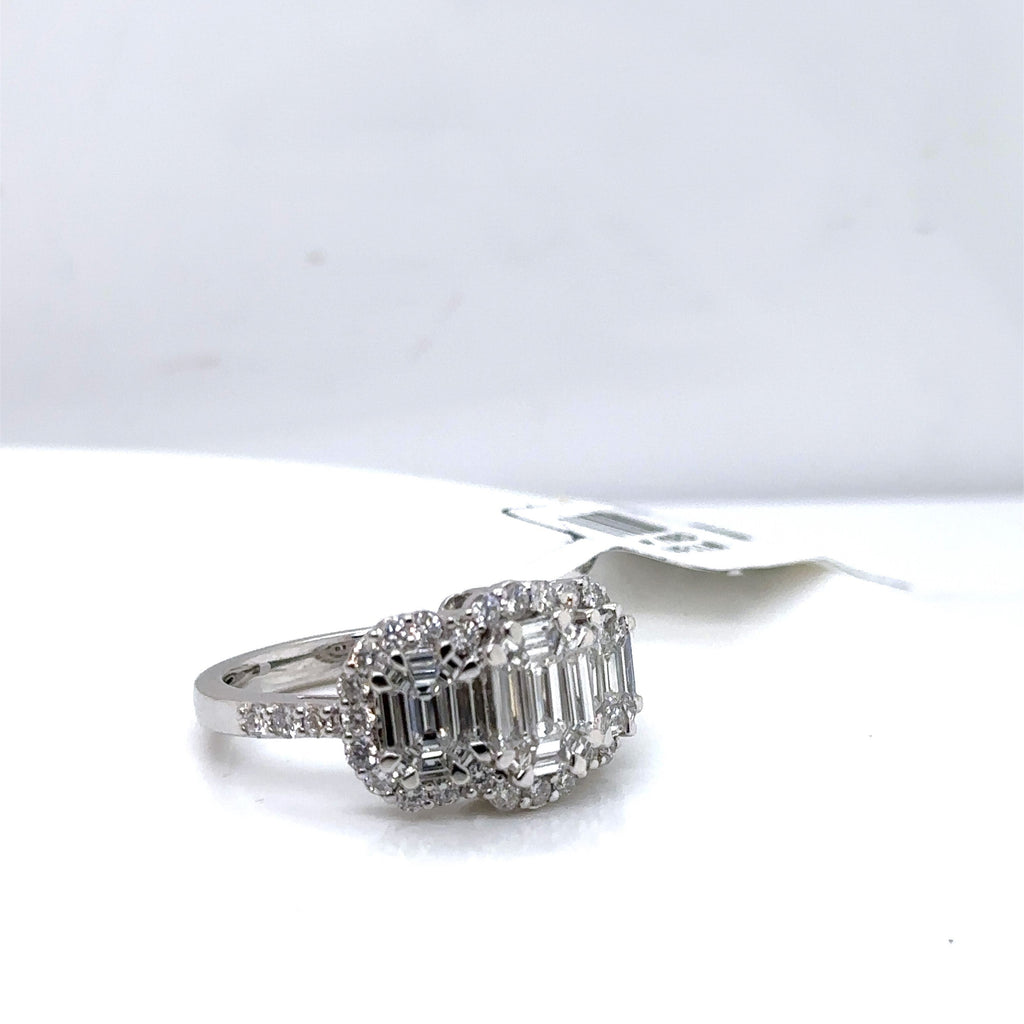 14k White Gold 2.25CT Baguette & Round Diamond Ring, 5.8gm, size 6.75