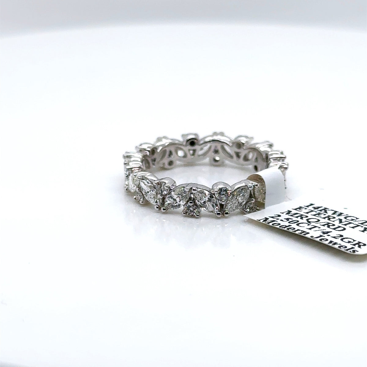 14k White Gold 3.50CT Baguette & Round Diamond Ring, 3.7gm, size 7