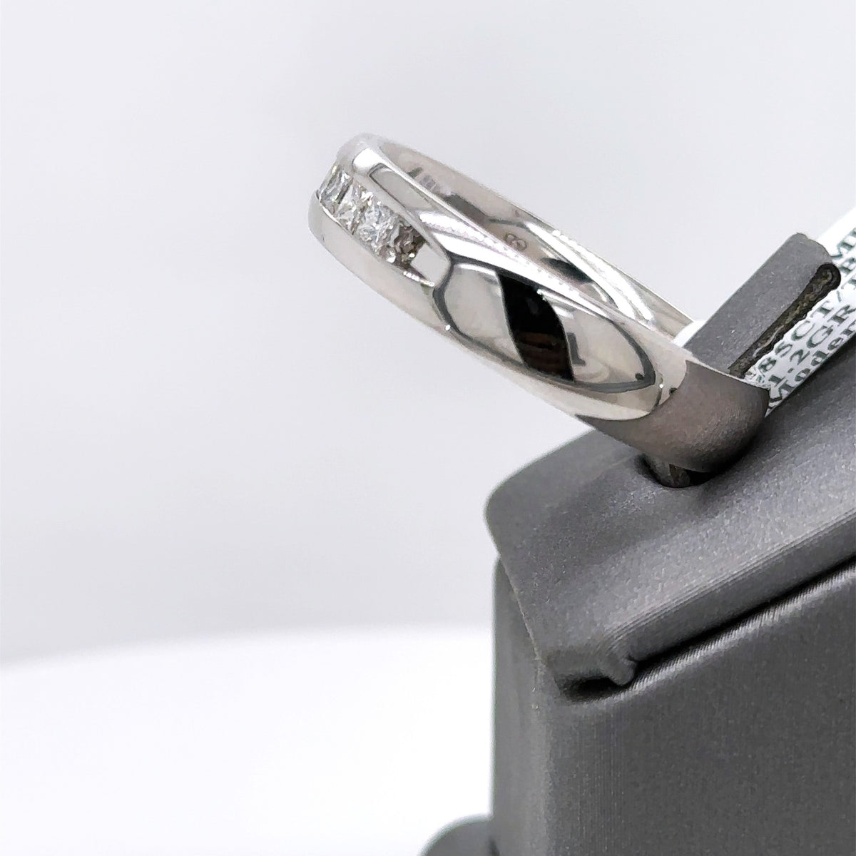 14k White Gold 0.85CT Diamond Men's Wedding Band, 11.2g, Size 13