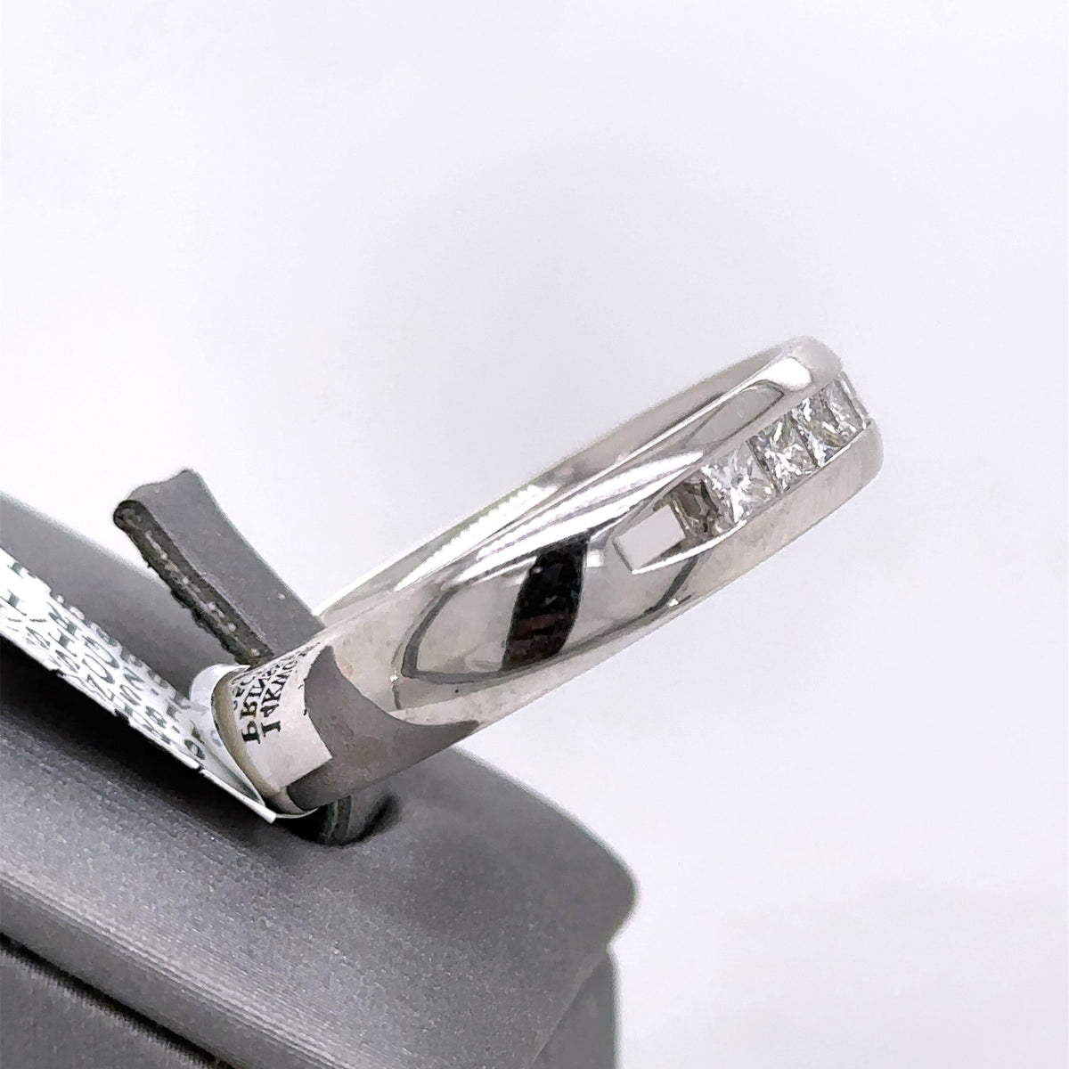14k White Gold 0.85CT Diamond Men's Wedding Band, 11.2g, Size 13