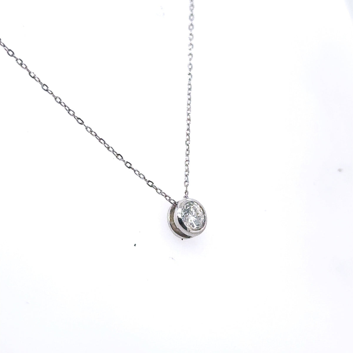 14k White Gold 0.25 Ct Diamond Bezel Pendant Necklace, 1.6gm, S14565