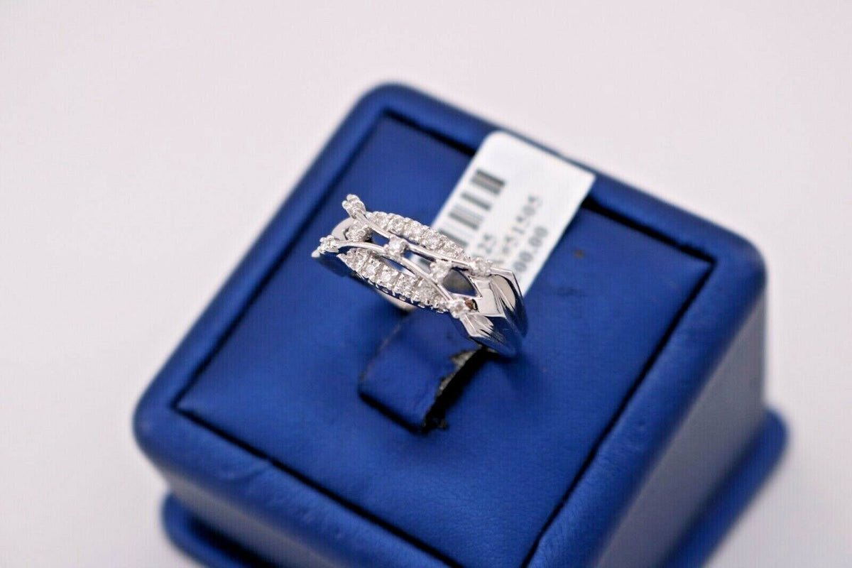 14k White Gold 0.35 Ct Diamond Ladies Band, 4.3gm, S105325