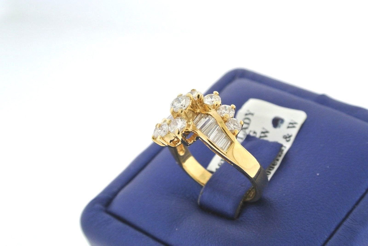 18K YELLOW GOLD 1.25CT DIAMOND TWISTED DESIGN CLUSTER RING S101766