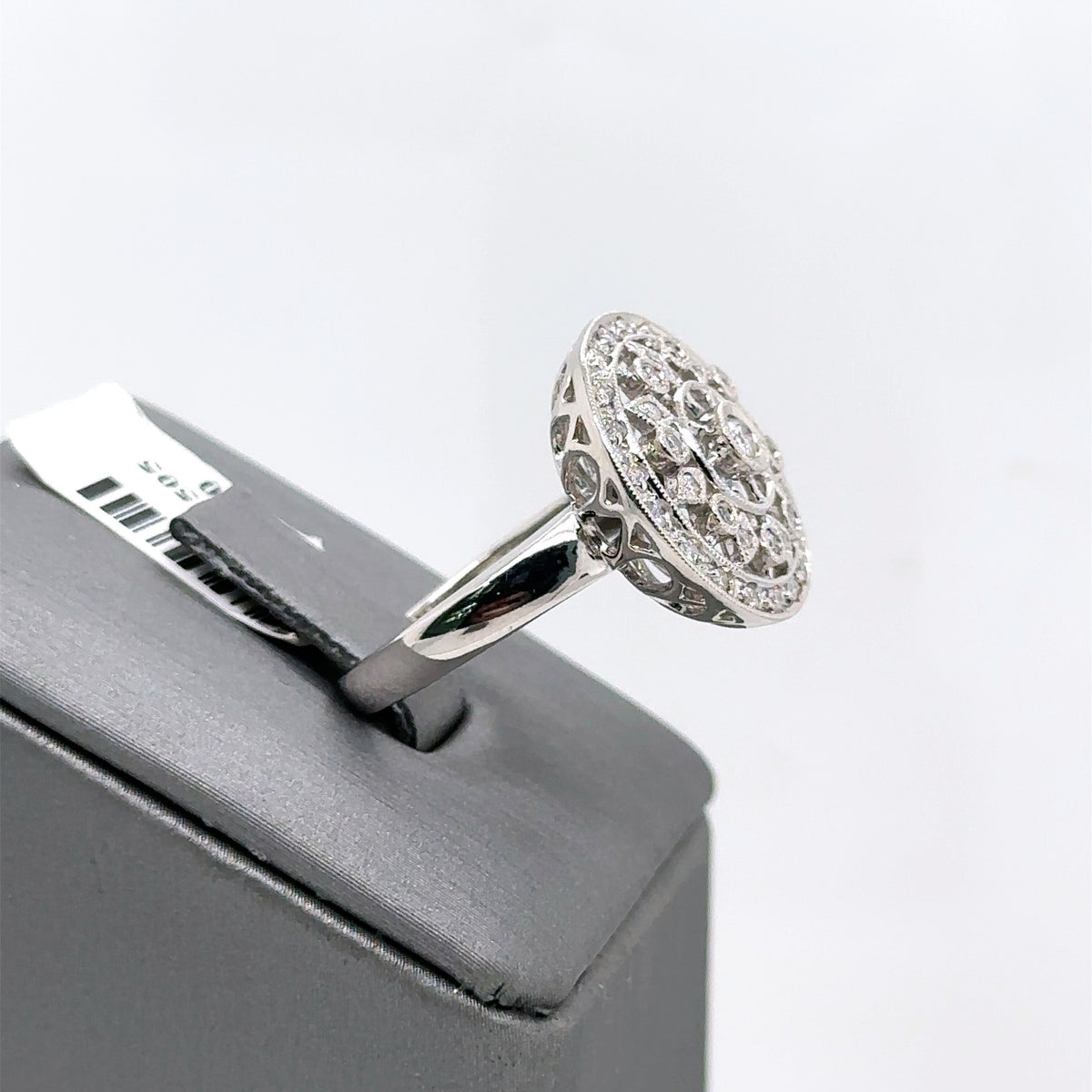 14K White Gold 0.75 CT Diamond Ladies Ring, 5.6gm, Size 4.5 , S100941