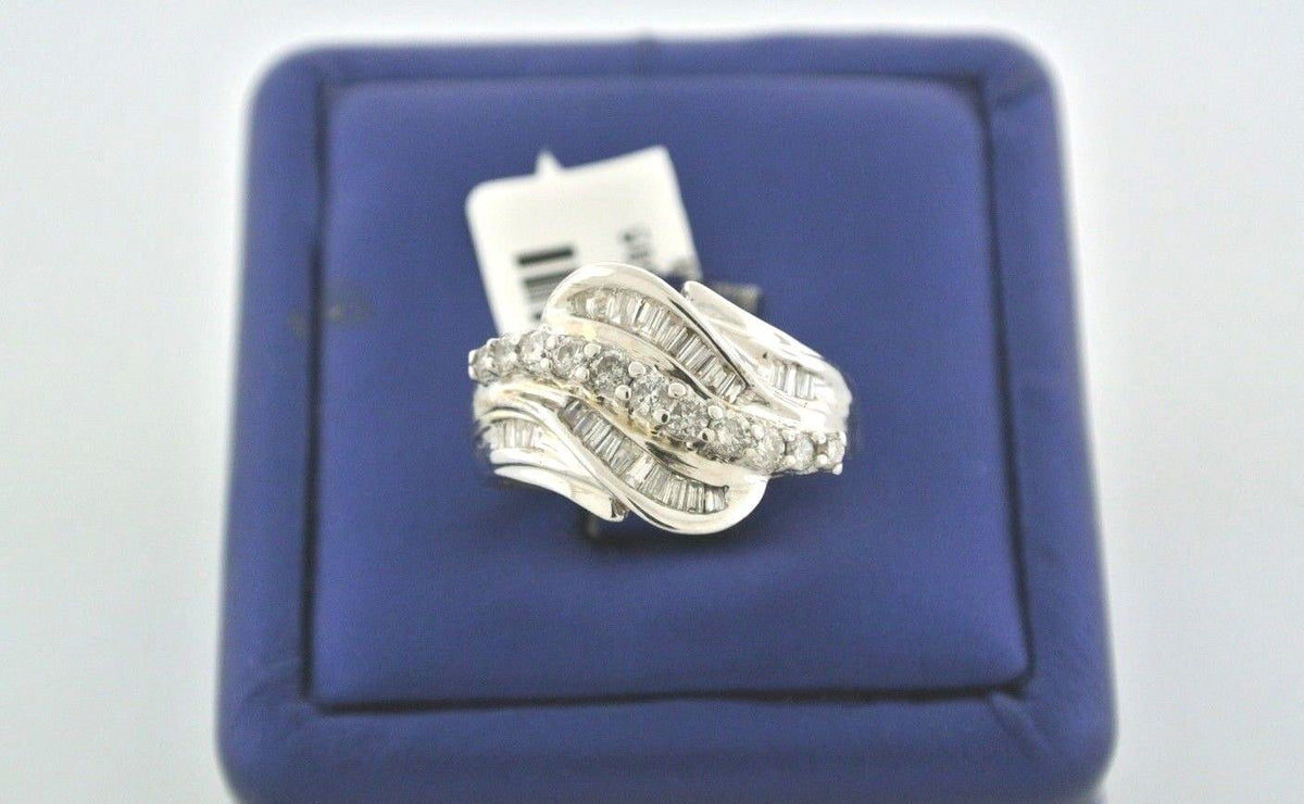 14K Two Tone Gold 0.75 CT Diamond Ladies Ring, 5.1gm, S104211