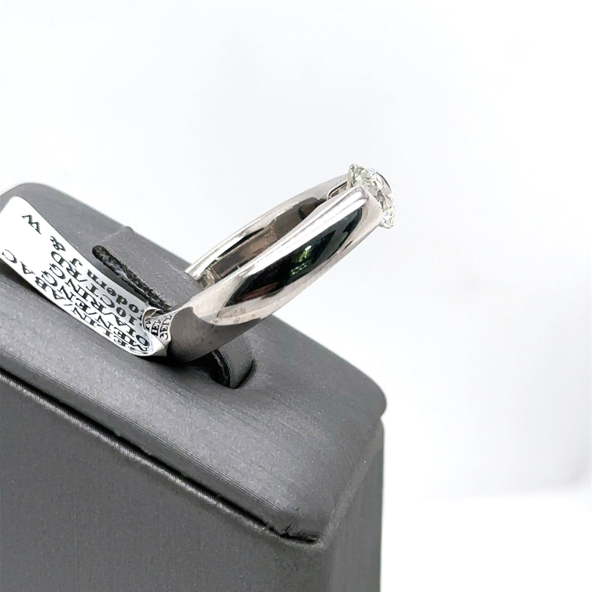 14k White Gold 1.10 Ct Diamond Tension Setting Ban, 9.2g, Size 6.25 S107491