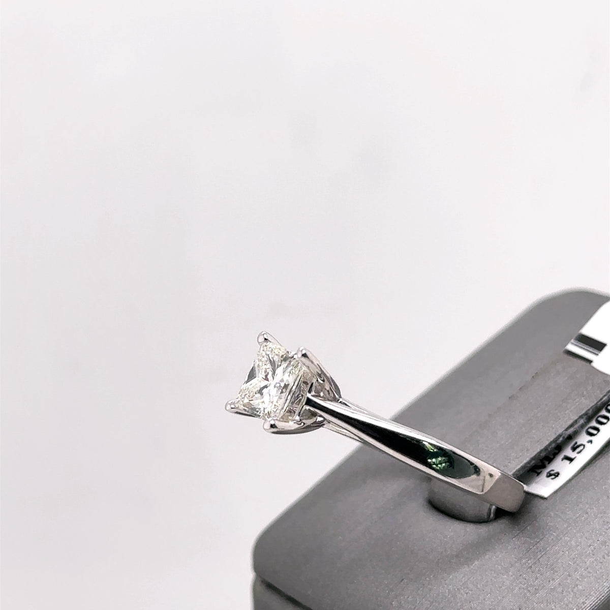 14k White Gold 1.05CT Princess Cut Diamond Engagement Ring 3.7gm Size 7 S107490