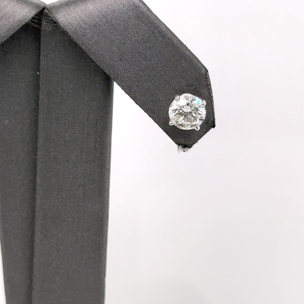 14k White Gold 1.50 CT Diamond Stud Earrings, S107499