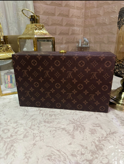 LV Watch Organizer