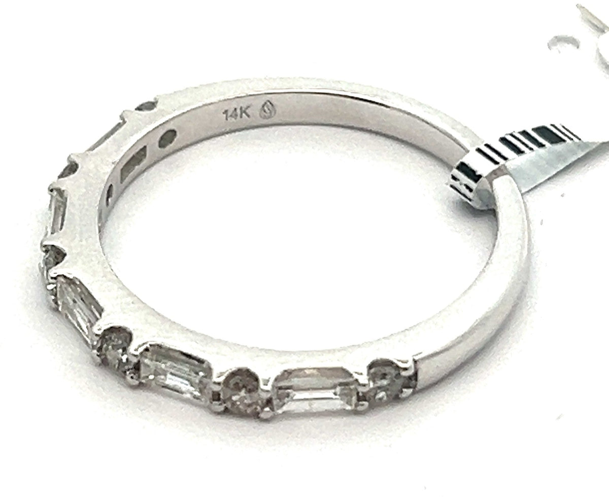 14k White Gold 0.50CT Baguette & Round Diamond Ring, 2.4gm, size 7 S16311