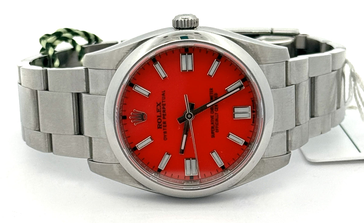 Pre-owned Rolex Oyster Perpetual 114200 - 2018 - Stainless Steel, S108656