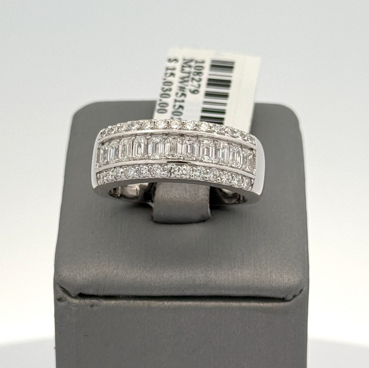 14k White Gold 2.25CT Emerald Diamond Wedding Band 9.4g Size 10 S108279
