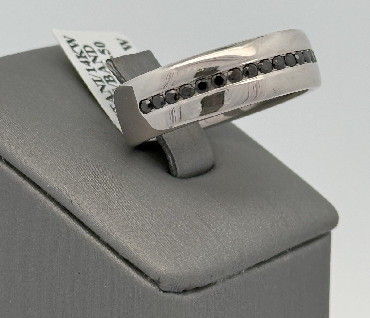 14k White Gold 0.25CT BLK Diamond Men's Wedding Band, 10.2g, Size 10.5, S107273
