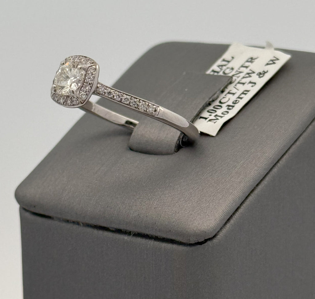 14k White Gold 0.75 CT Diamond Engagement Ring, 2.6gm, Size 7, S106570
