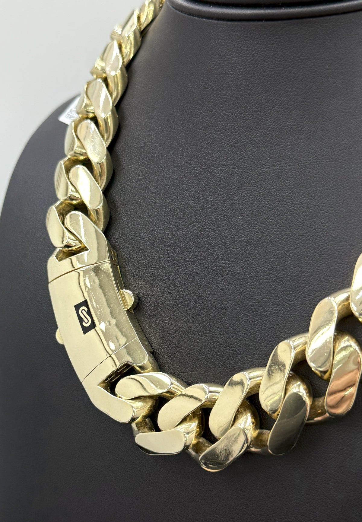 10k Yellow Gold Holl Cuban Link Chain necklace, 20", 82g, S108437
