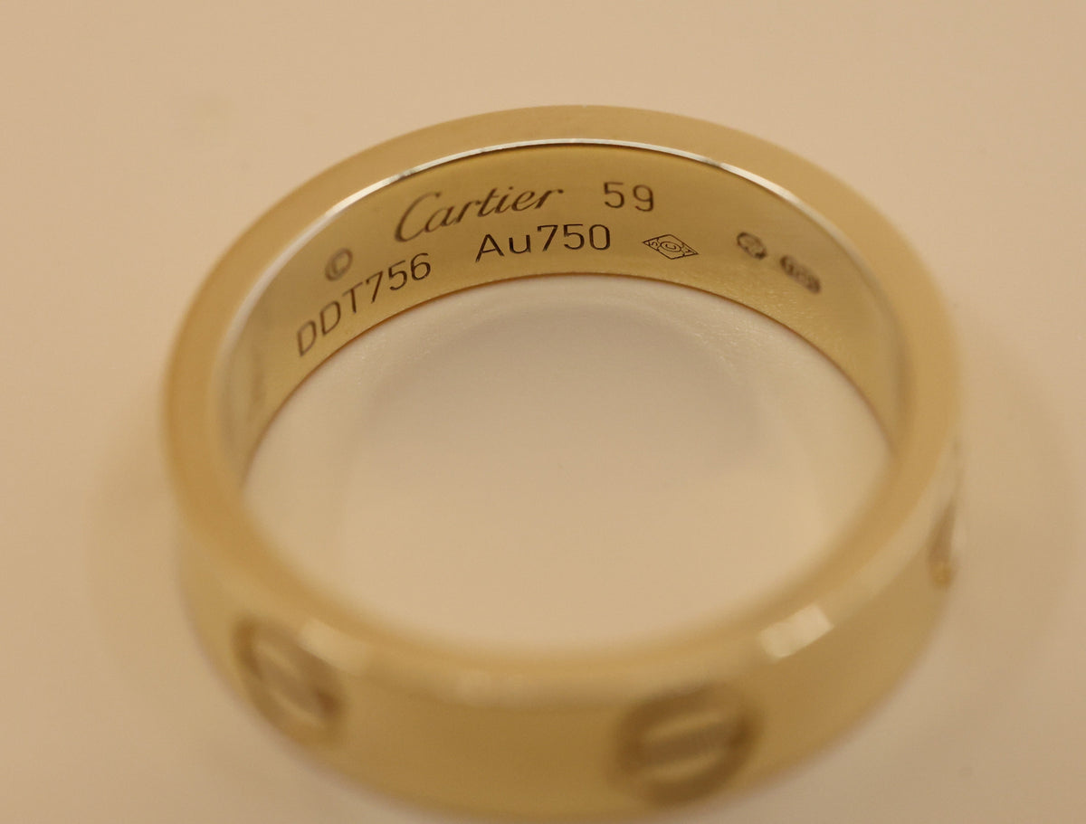 Cartier LOVE ring 18k Yellow Gold Classic Model