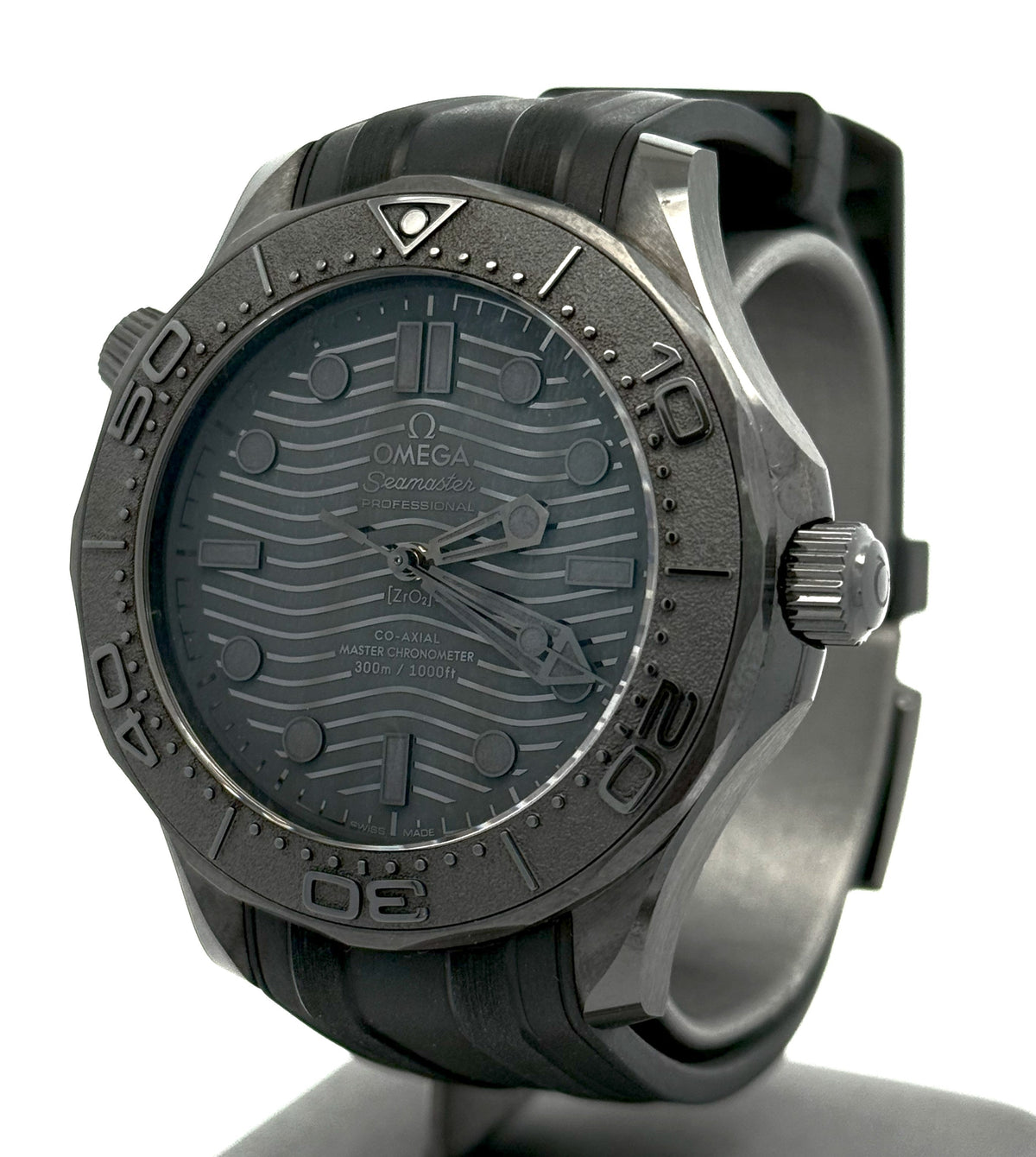 Omega Men's Seamaster Diver Black Black 300M 43.5mm - 210.92.44.20.01.003