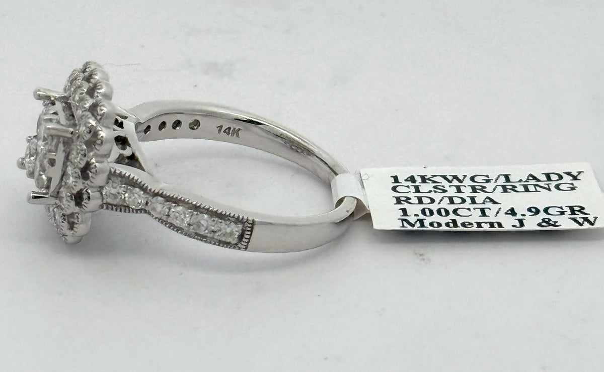14k White Gold 1.00 CT Diamond Cluster Ring, 4.9g, Size 7, S108423