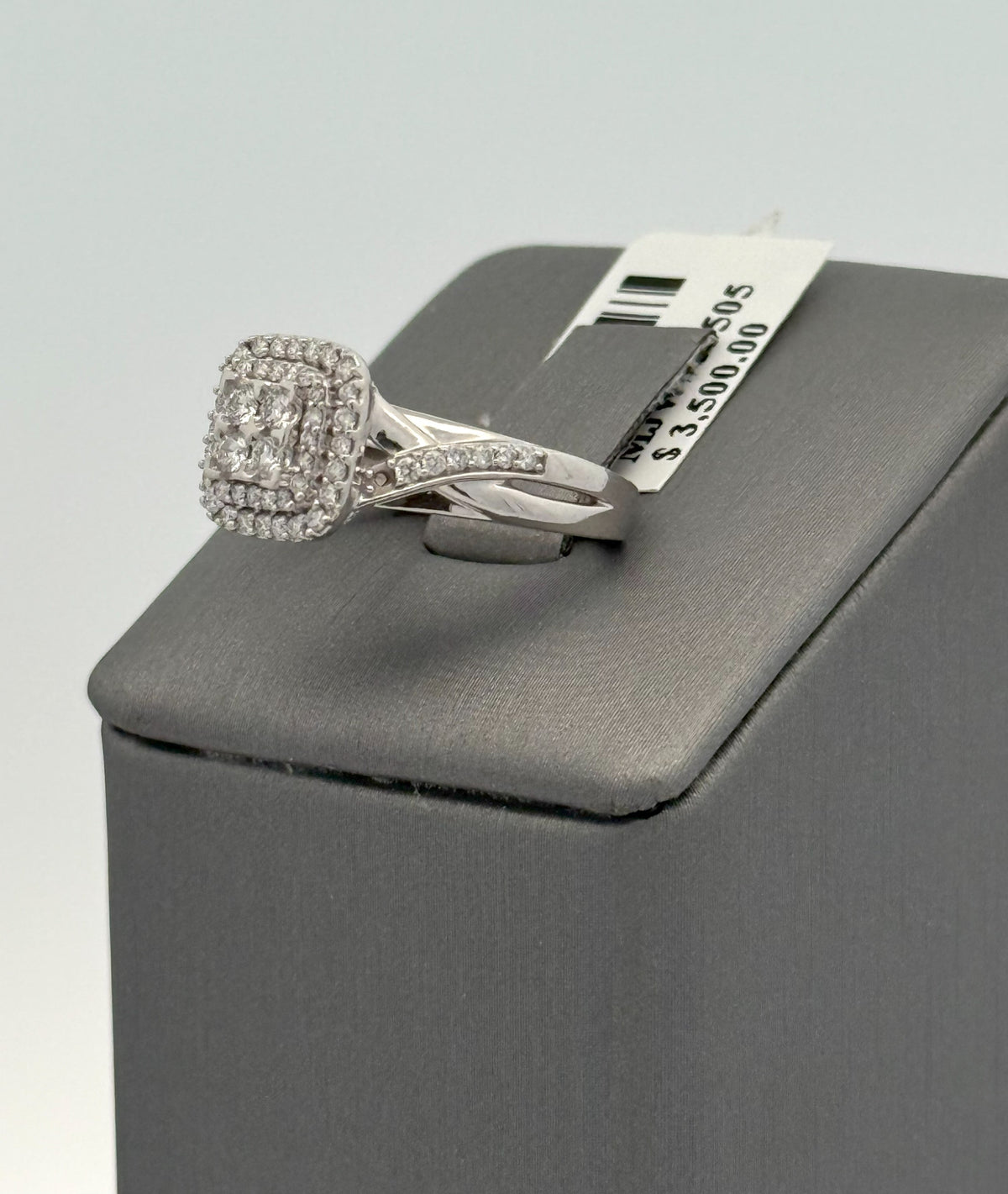 10k White Gold 0.50 CT Diamond Cluster Ring, 3.8g, Size 4.75, S08430