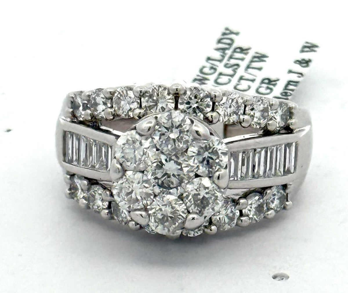 14k White Gold 4.00 CT Diamond Cluster Ladies Ring, 13.7 gm, Size 9, S108477