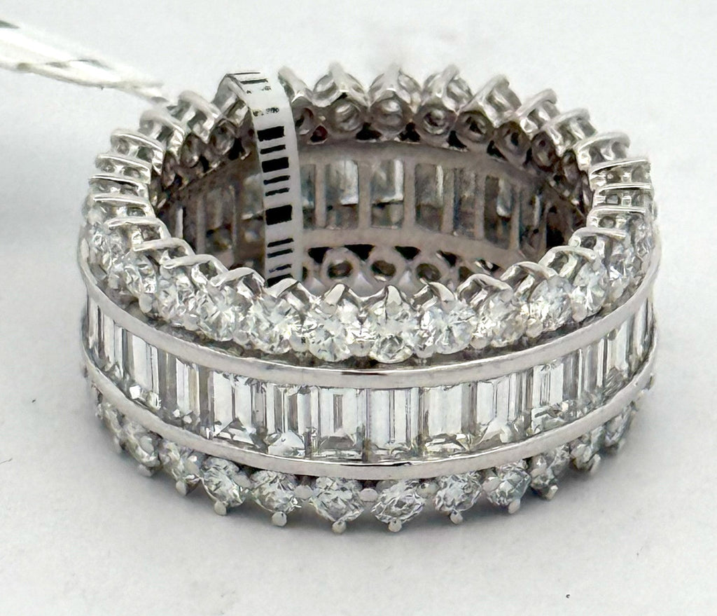18k White Gold 5.36CT Baguette & Round Diamond Ring, 10gm, size 6 , S16622