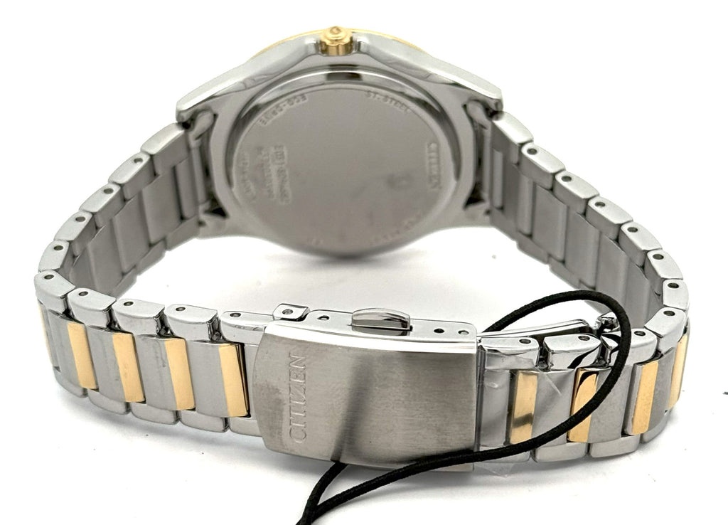 Citizen Weekender Eco Drive 34m Stainless Steel White Crystal dial EM0234-59D